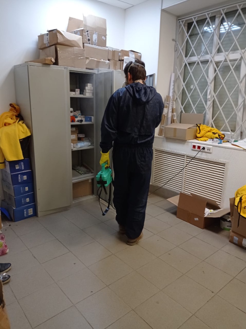 Дезинфекция квартиры после. Дезинфекция квартиры. Уборка квартиры после трупа. Уборка помещения после трупа. Дезинфекция помещения после трупа.